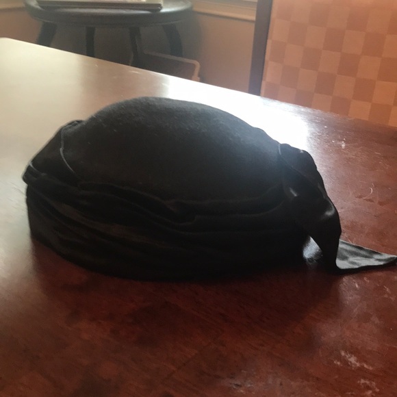 Accessories - Vintage Hat